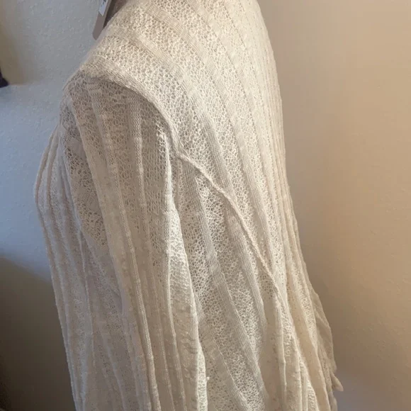 ❌SOLD❌NWT Shawl Style Cardigan - Open Weave Lace Like Material Sz M - Picture 12 of 16